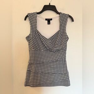 White House Black Market Sleeveless Fitted Blouse - Womens Size Small